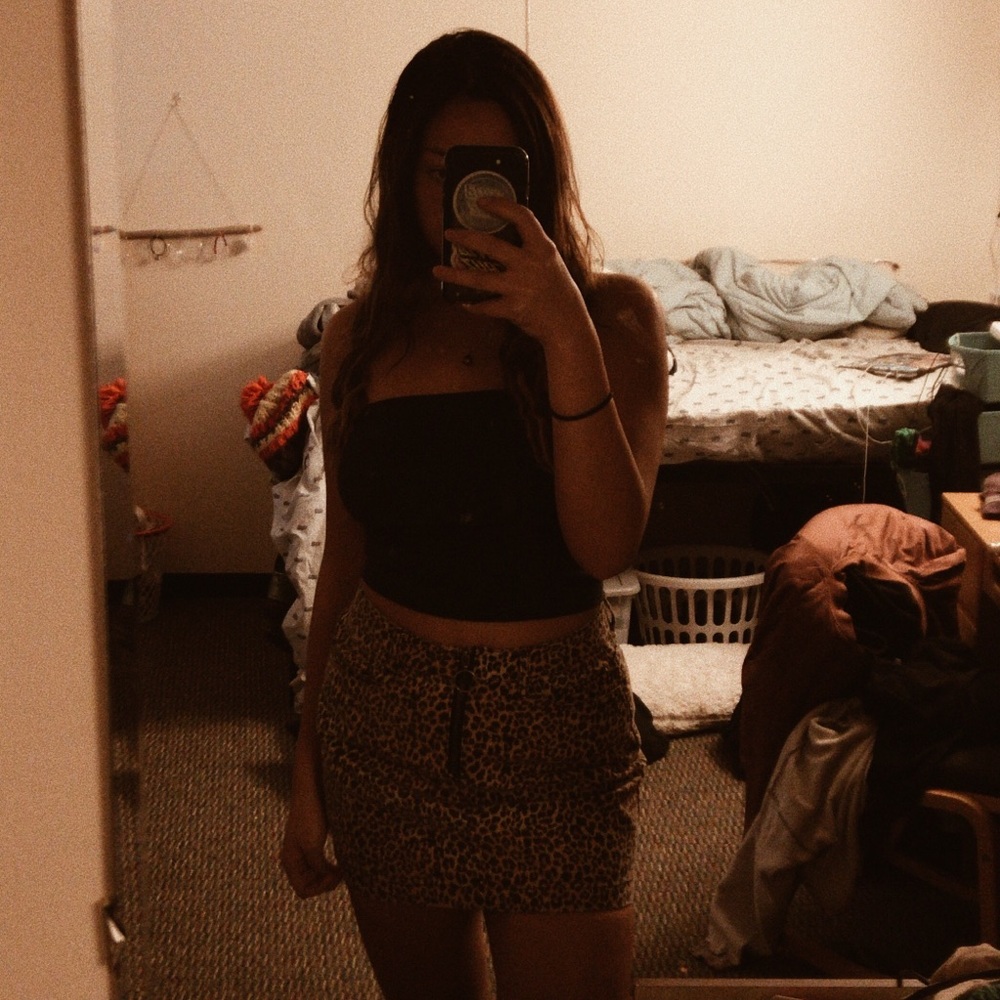 URBAN OUTFITTERS CHEETAH PRINT SKIRT